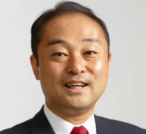 【顔画像】宮澤博行の嫁はたか子で美人?3人の子供の料理上手な母親!