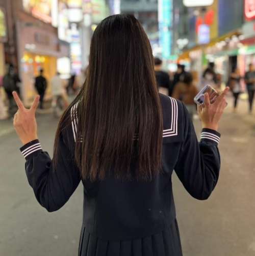 【顔画像】tuki.顔バレが美人でかわいい?顔出しNGの理由も調査!