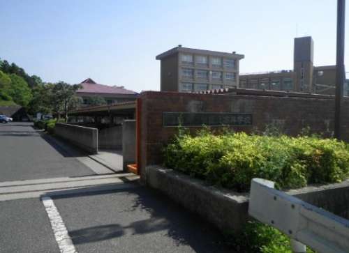 石丸伸二の経歴や学歴を調査!元三菱UFJ銀行員で評判はリアル半沢直樹?