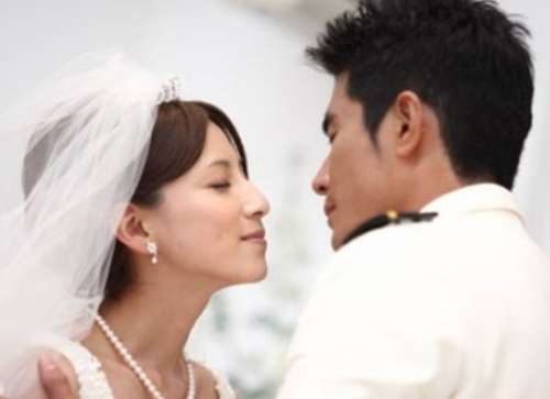 加藤あいの旦那はレストラン経営者で馴れ初めは？夫婦円満で子供も3人！