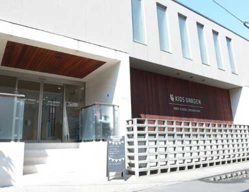 【画像】渡部建と佐々木希の子供の名前や性別は?学校や目撃情報も調査!