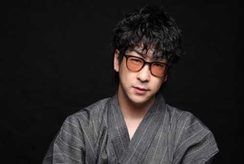 たっくーTVの経歴や学歴を調査！筑豊出身の元お笑い芸人で年収1億越え？
