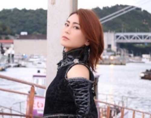 【画像】氷川きよしの胸の膨らみの理由はなぜ？豊胸や性転換手術の可能性は？