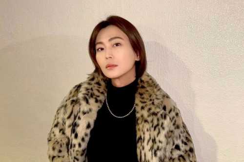 【画像】氷川きよしの胸の膨らみの理由はなぜ？豊胸や性転換手術の可能性は？