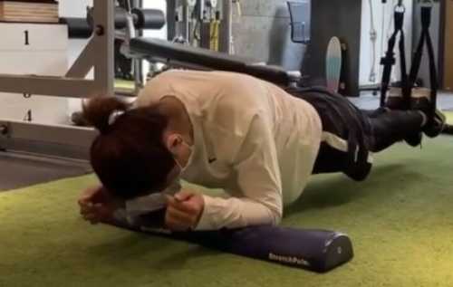【画像】氷川きよしの胸の膨らみの理由はなぜ？豊胸や性転換手術の可能性は？